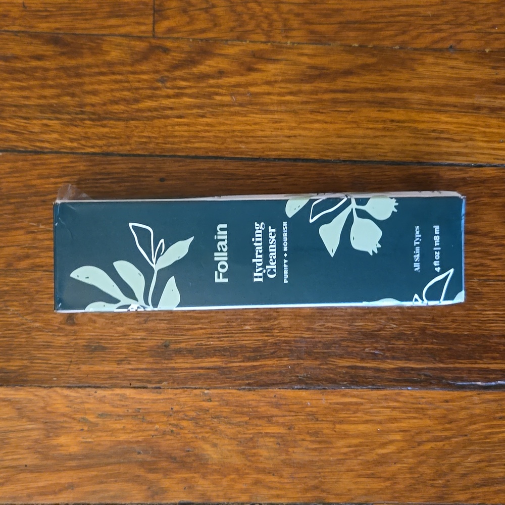 Follain Hydrating Cleanser